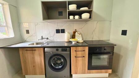 Studio apartment in Bramley