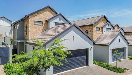 3 Bedroom Cluster in Fourways