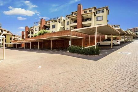 3 Bedroom Apartment in Sunninghill