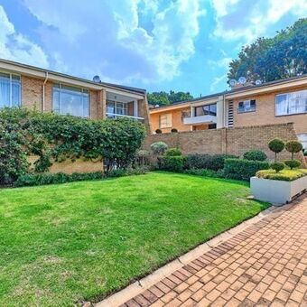 3 Bedroom Apartment in Illovo