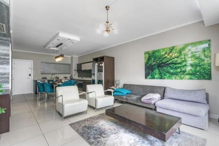 2 Bedroom Apartment in Morningside