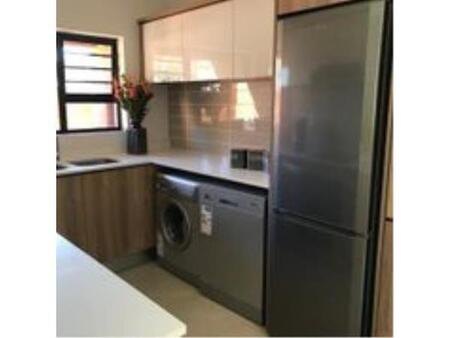 3 Bedroom Apartment in Linbro Park