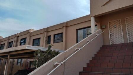 2 Bedroom Townhouse in Bramley