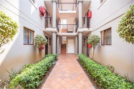 2 Bedroom Apartment in Sandton Central