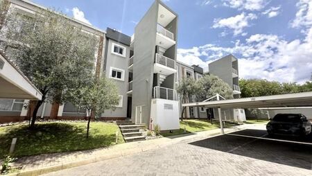 2 Bedroom Apartment in Bryanston