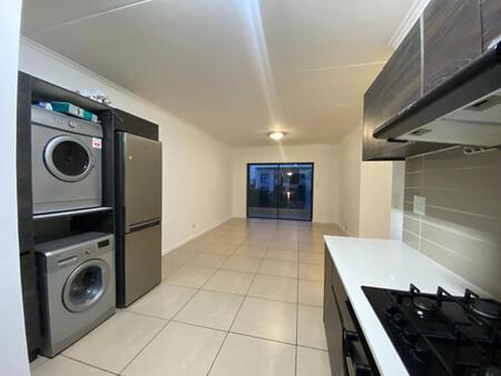 2 Bedroom Apartment in Fourways