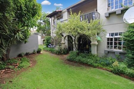 2 Bedroom Apartment in Bryanston