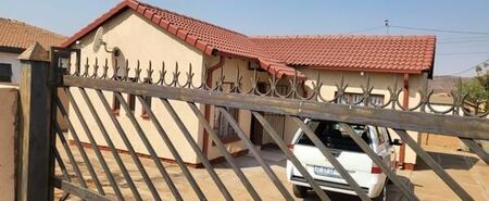 2 Bedroom House in Mabopane
