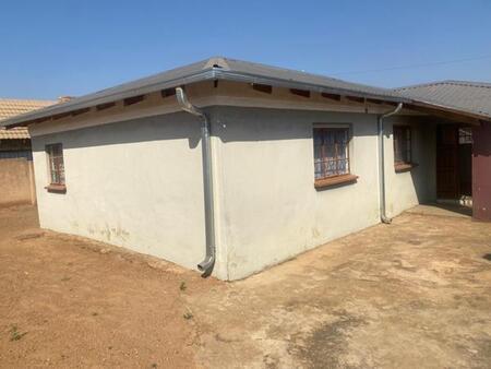 3 Bedroom House in Mabopane