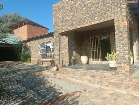 2 Bedroom House in Mabopane