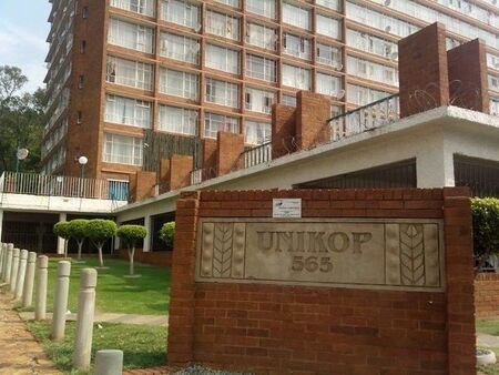 1.5 Bedroom Flat in Gezina