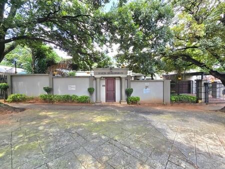 7 Bedroom House in Waverley