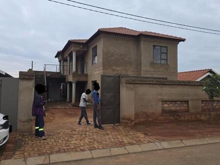 2 Bedroom Apartment in Protea Glen