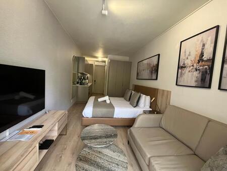 1 Bedroom Apartment in Rosebank