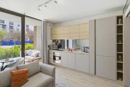 1 Bedroom Apartment in Rosebank