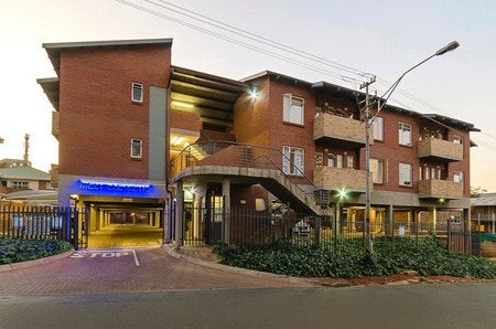 Bachelor apartment in Auckland Park