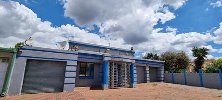 2 Bedroom Apartment in Lenasia