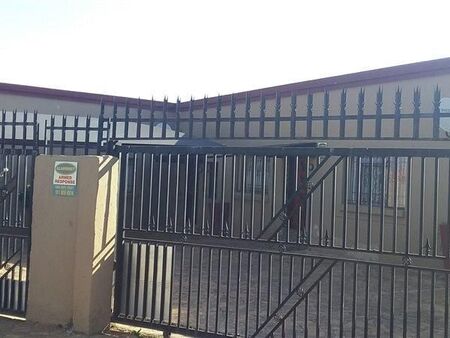 2 Bedroom Apartment in Zakariyya Park