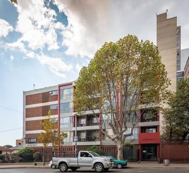 Studio Apartment in Berea