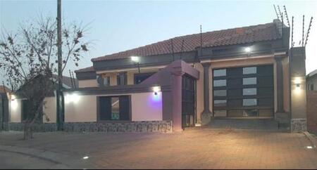 3 Bedroom House in Protea Glen