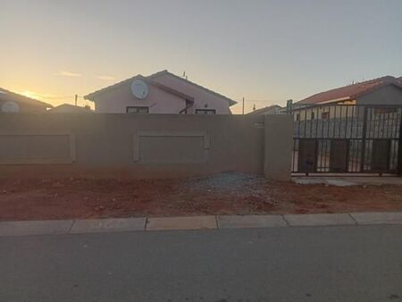 3 Bedroom House in Protea Glen