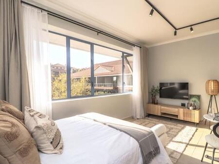 Studio apartment in Sunninghill