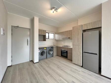 2 Bedroom Apartment in Fourways