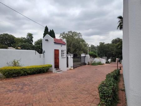 3 Bedroom Apartment in Woodmead