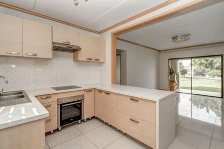 2 Bedroom Apartment in Broadacres