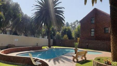 2 Bedroom Apartment in Paulshof