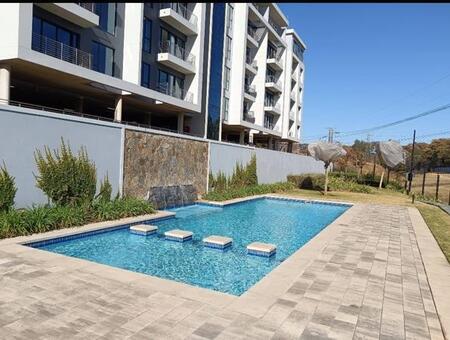 2 Bedroom Apartment in Glenadrienne East