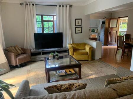 1 Bedroom Apartment in Bryanston