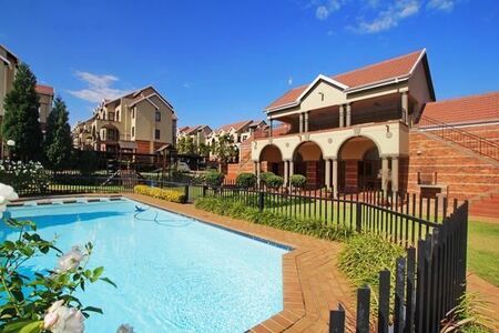 1 Bedroom Apartment in Bryanston