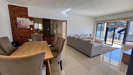 3 Bedroom Apartment in Morningside