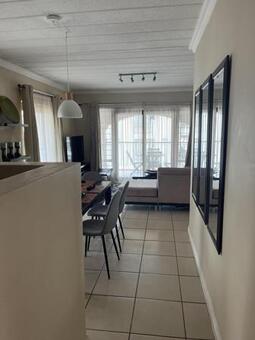 2 Bedroom Apartment in Sandown