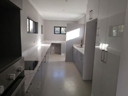 3 Bedroom House in Morningside Manor