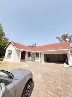 4 Bedroom House in Woodmead