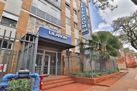 3.5 Bedroom Apartment in Arcadia