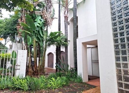 8 Bedroom House in Brooklyn