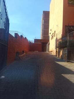 0.5 Bedroom Flat in Arcadia