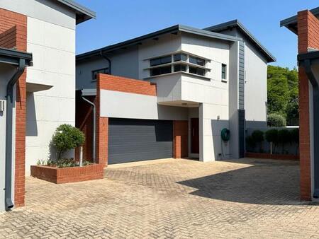 4 Bedroom House in Waterkloof