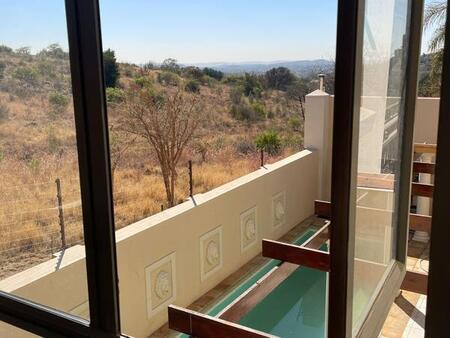 4 Bedroom House in Waterkloof Ridge