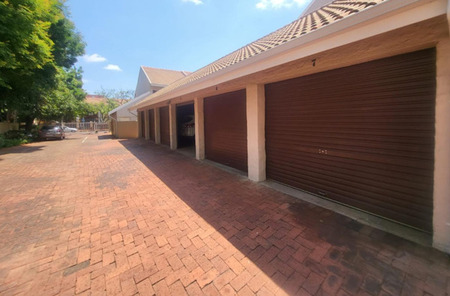 2 Bedroom Townhouse in Hatfield