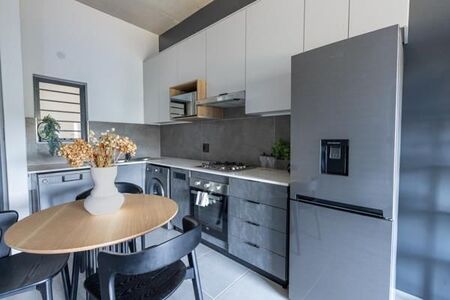 2 Bedroom Apartment in Menlo Park