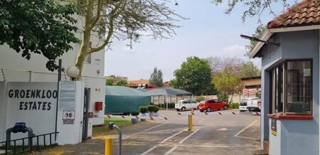 2 Bedroom Apartment in Groenkloof