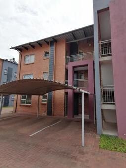 2 Bedroom Apartment in Montana Park