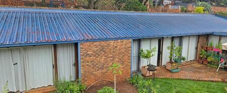 3 Bedroom House in Magalieskruin