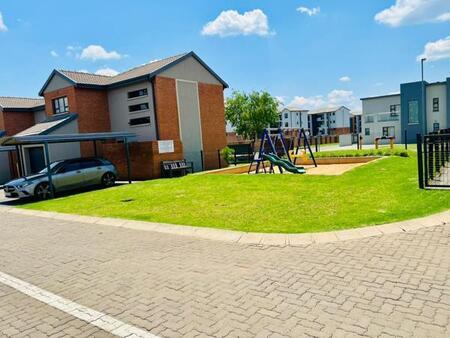 3 Bedroom Townhouse in Derdepoort