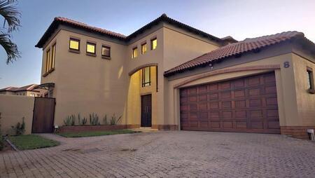 3 Bedroom House in Montana Park