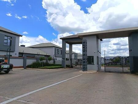 3 Bedroom Townhouse in Sinoville